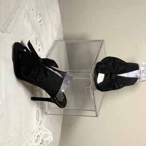 Vince Camuto  Black Heels New